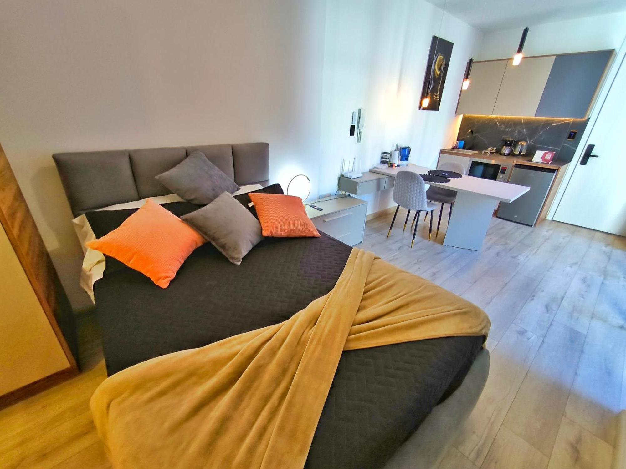 Republica Del Salvador Coliving Ecuador Xoe Daire Quito Dış mekan fotoğraf