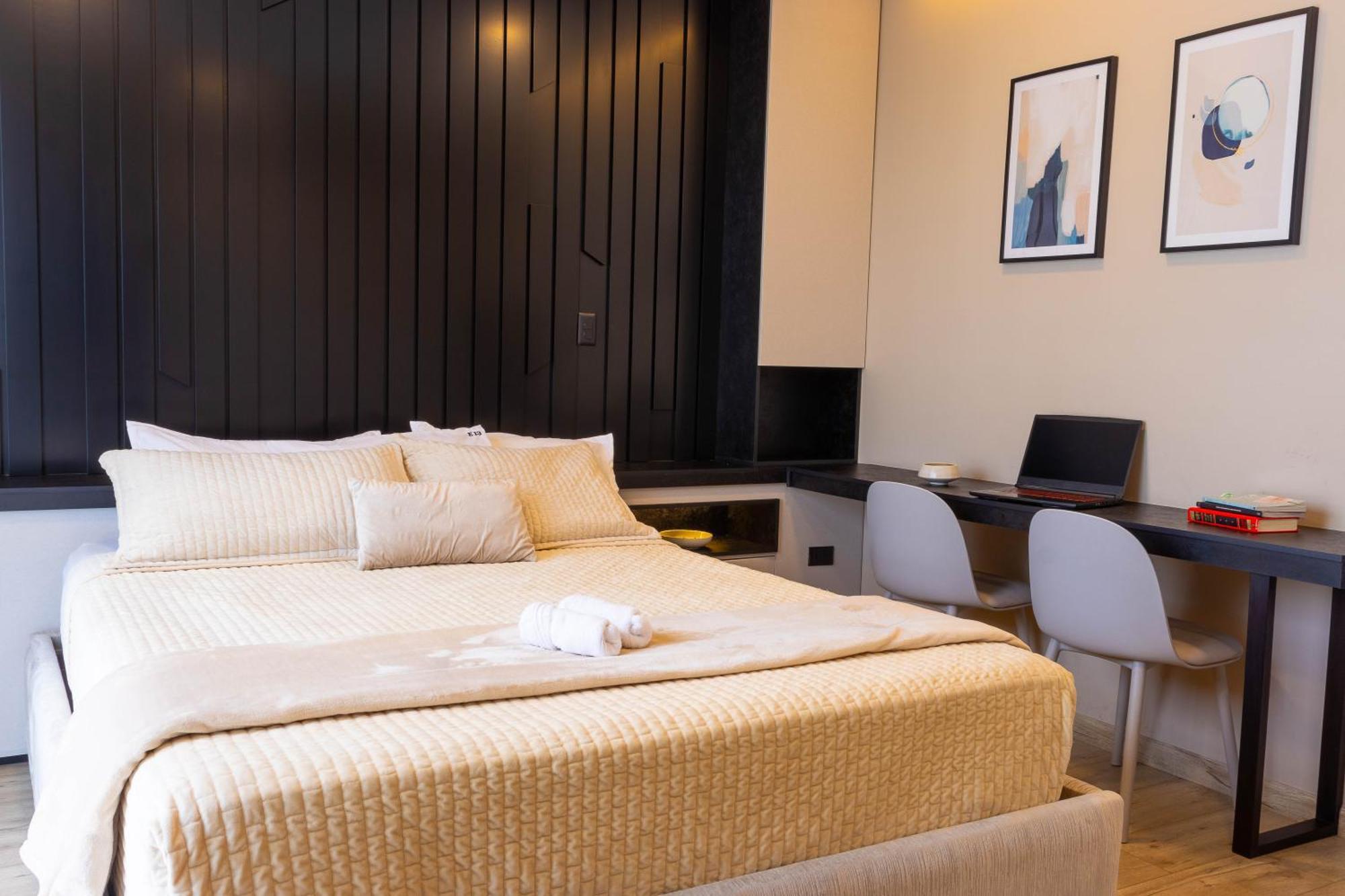Republica Del Salvador Coliving Ecuador Xoe Daire Quito Dış mekan fotoğraf