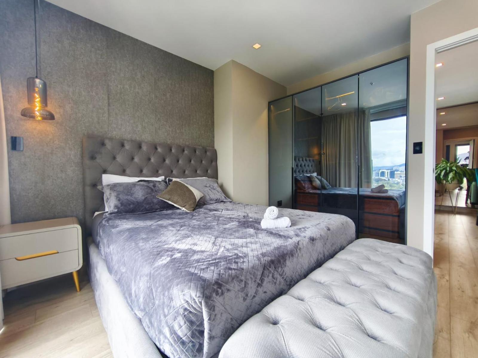 Republica Del Salvador Coliving Ecuador Xoe Daire Quito Dış mekan fotoğraf