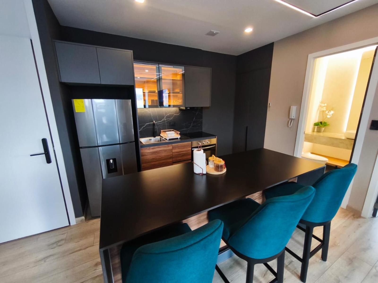 Republica Del Salvador Coliving Ecuador Xoe Daire Quito Dış mekan fotoğraf
